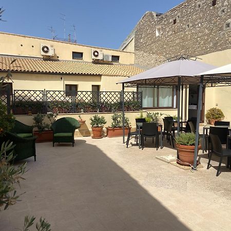 Sorella Luna Syracuse Ngoại thất bức ảnh